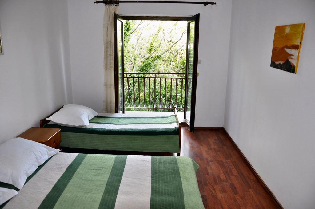 Apartments Vukelic Starigrad Paklenica Dış mekan fotoğraf
