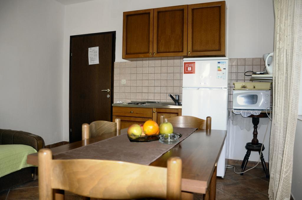 Apartments Vukelic Starigrad Paklenica Dış mekan fotoğraf