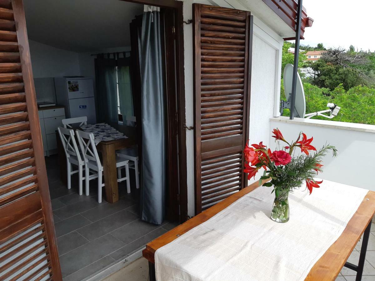 Apartments Vukelic Starigrad Paklenica Dış mekan fotoğraf